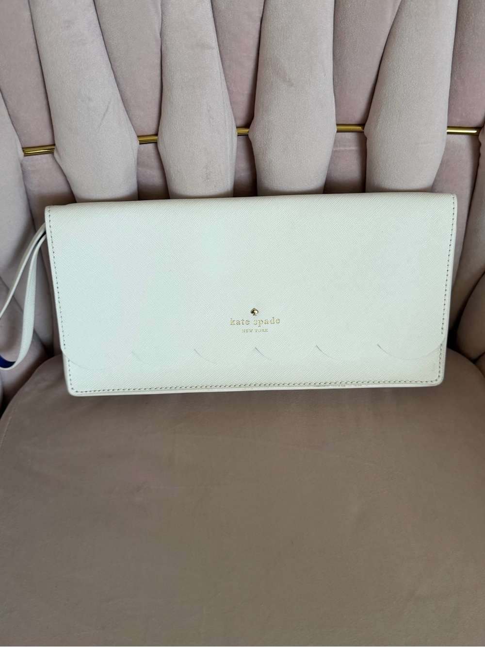 ⭐️FREE SHIPPING⭐️ kate spade Cream Saffiano Leather Lily Avenue Kiki Clutch